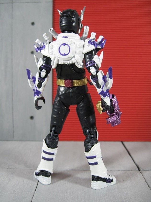 S.H.フィギュアーツ 仮面ライダービルド マッドローグ 輸送箱 未