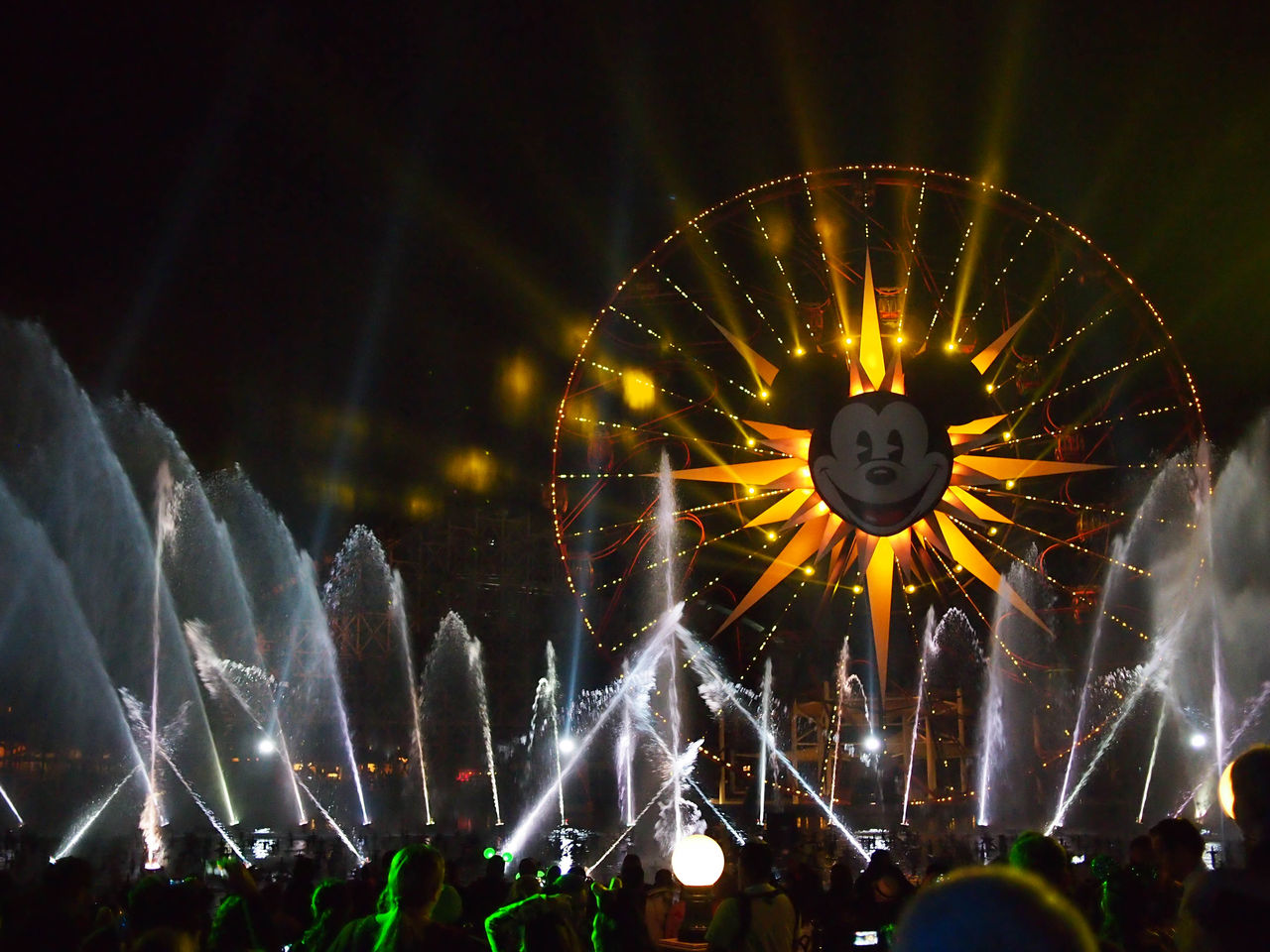 World Of Color Winter Dreams Dca15 11 Suitcase And Disney