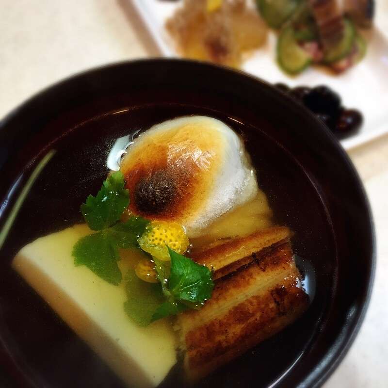 こぶたんちの おいしいごはん 『初詣とお雑煮』 六甲八幡神社