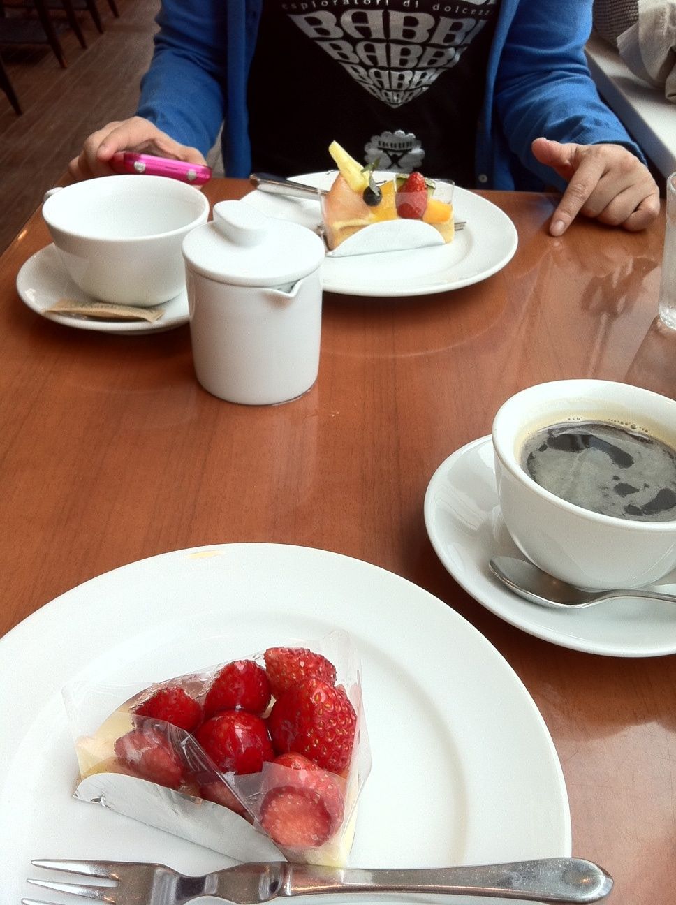 カフェ ドゥ エソラ エソラ池袋 三毛猫ランチ２