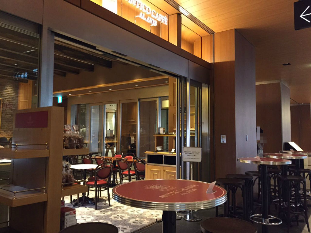 アンティコカフェ アルアビス 東京ミッドタウン 三毛猫ランチ２