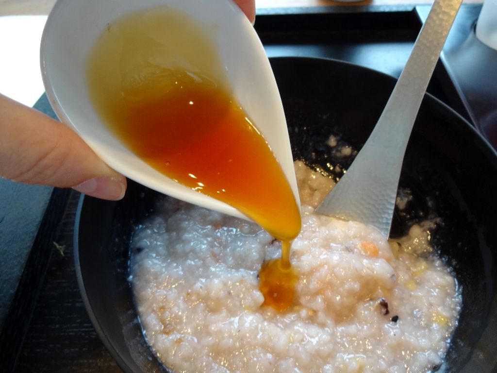 Above アバヴ 虎ノ門ヒルズ エブリー 西新橋 三毛猫ランチ2 Above アバヴ 虎ノ門ヒルズ エブリー 西新橋 三毛猫ランチ2