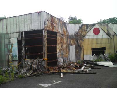 廃墟ツアー 群馬廃遊園地 オバサンヘアーでゴーゴー