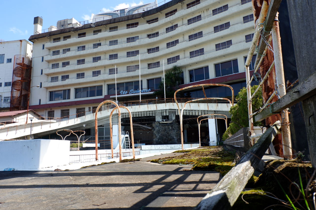 18 3 11 廃墟 熱川ロイヤルホテル跡とその他 オバサンヘアーでゴーゴー 18 3 11 廃墟 熱川ロイヤルホテル跡とその他 オバサンヘアーでゴーゴー