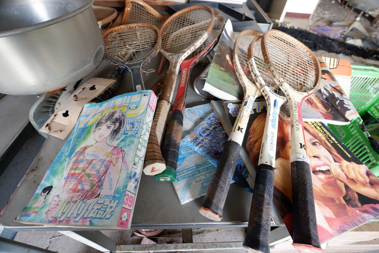 朽ちたラケット