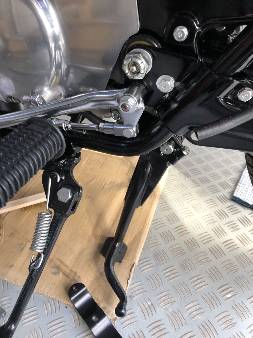 CL360 ドリーム マフラー （関連 CL350 CL250 CB250 CB Amazon.co.jp: ホンダ CL250 CL350 弁当箱マフラー 検)CB250