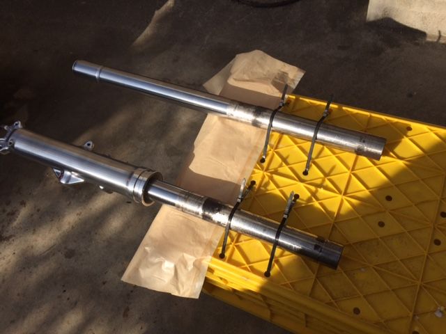 CB750FOUR レストア日記 塗装作業 ① ボトムケース