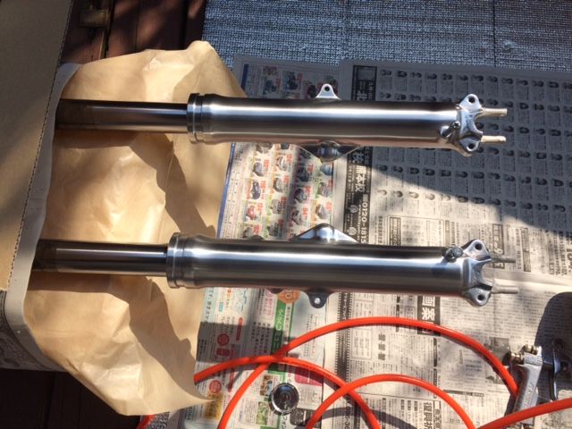 CB750FOUR レストア日記 塗装作業 ① ボトムケース