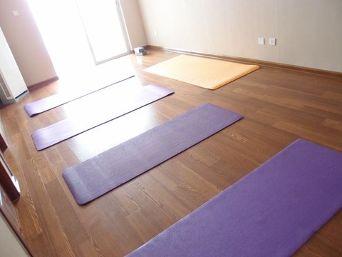 manami yoga Xian English studio