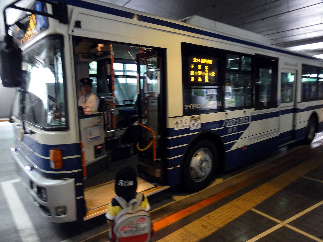 2014 07 21 月 祝 栄２４ 中村１３ 名駅１５ 幹栄１ 栄１１ 幹栄１ ３歳の子どもと名古屋市バス全線乗車