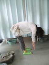 てら