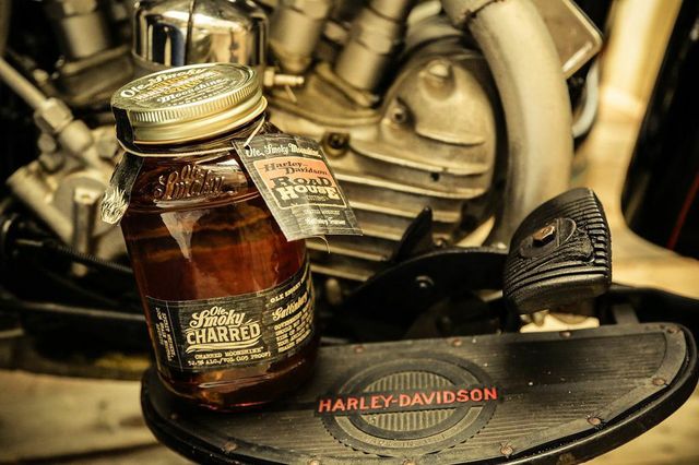 Moonshine Premium Bourbon Whiskey Ole Smoky Charred Moonshine Music Bar Bluenote Moonshine Premium Bourbon Whiskey Ole Smoky Charred Moonshine Music Bar Bluenote