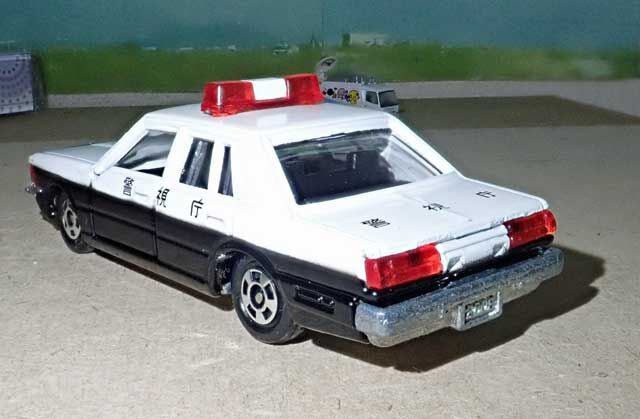 イイノ特注トミカNO.13日産セドリック430パートⅣ パトカー2台セット日本製 イイノ特注トミカNO.13日産セドリック430パートⅣ パトカー2台