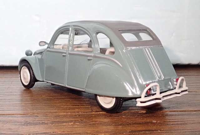 半額以下で買えるクーポン特集 デルプラドのシトロエン2CV : ガレージ竹取坂（光山市交通局車両部） ミニカー