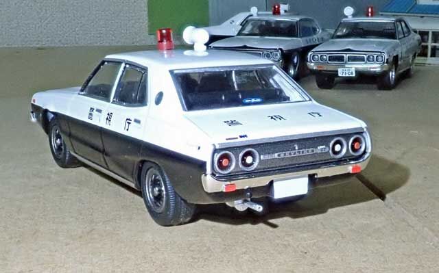 TLV-NEOのC110スカイラインパトカー : ガレージ竹取坂（光山市交通局