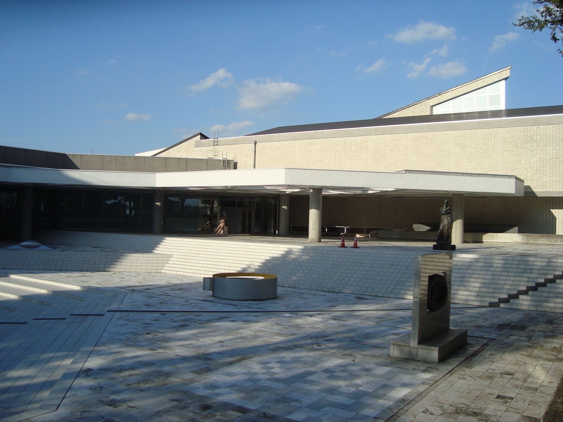 Ancient Botanical Garden栃木県立美術館コメントトラックバック