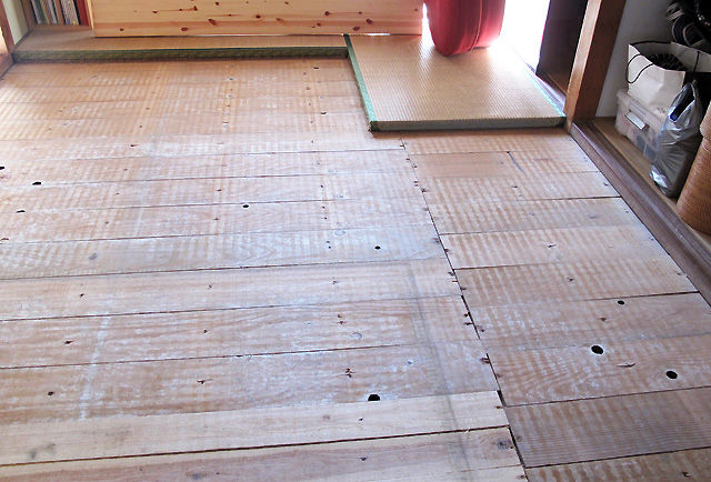 0 畳の下はどうなってる 気密しよう 断熱リノベ しよう 唐津の賃貸戸建てhamadaapartments 濱田アパート 省エネ暮らし リノベーション