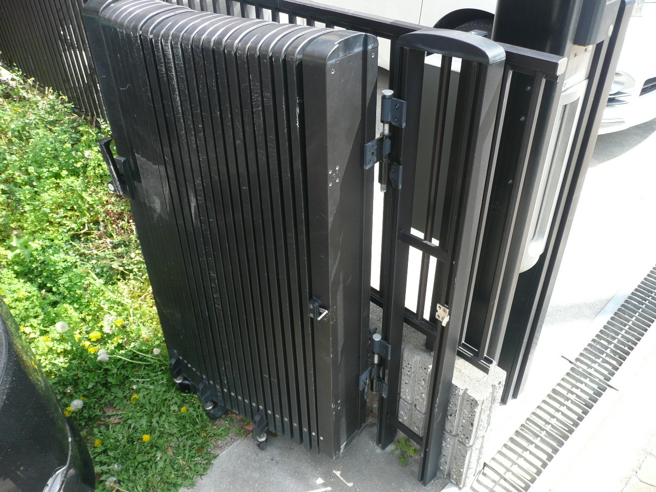 伸縮ゲート 伸縮門扉 修理 Ykkap 大阪 城東区 アーキスクエア公式ブログ Archisquare Blog 大阪 城東区