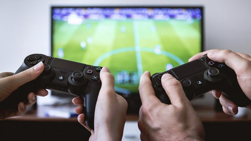 中国、オンラインゲームの配信を中止に