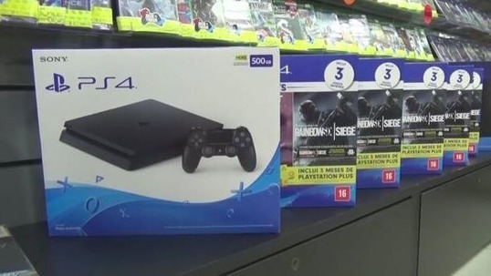 PS4