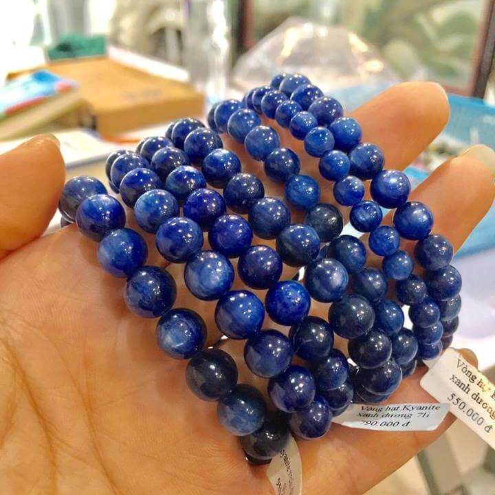 Trang sức phong thuỷ cho mệnh Thuỷ - Vòng tay Kyanite