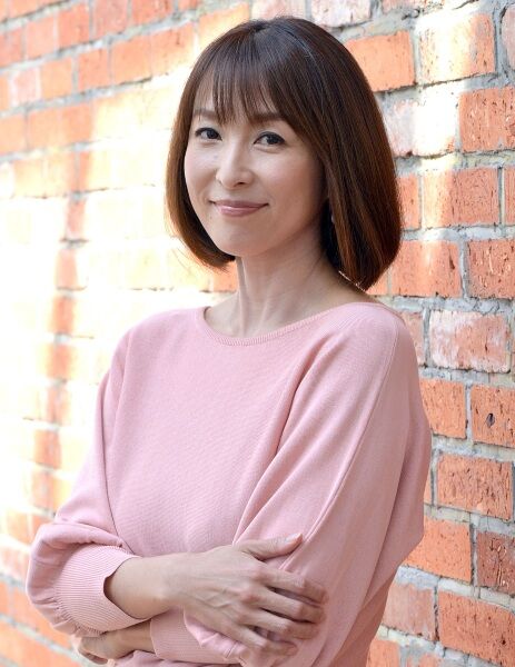 【芸能】かとうれいこ、27年ぶりの写真集で魅せた谷間と美しさ