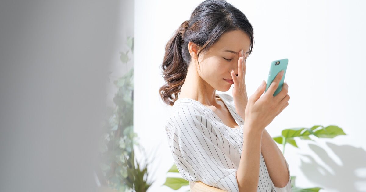 【悲痛】お互いに違ったやり方があっただろう：女子中学生が母親をスマホで攻撃・・・