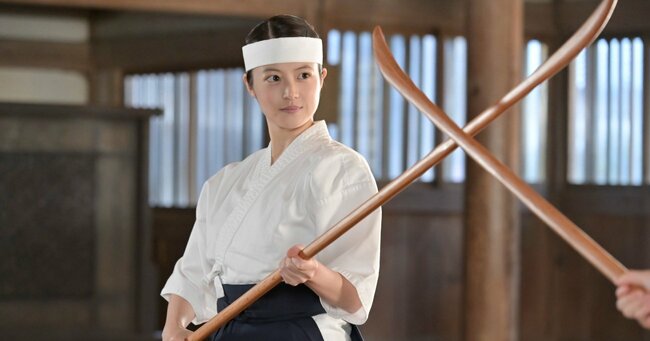 【芸能】朝ドラ「あんぱん」の視聴率苦戦！今田美桜の演技に迫る