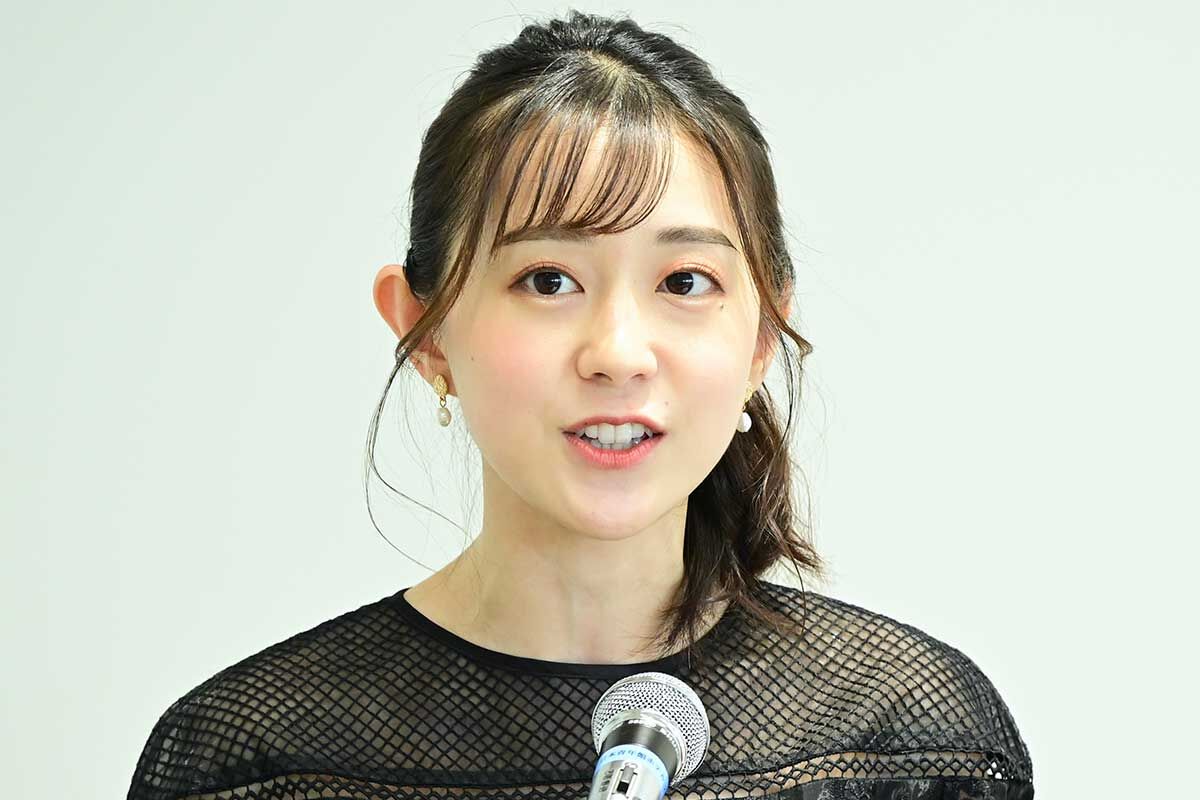 【芸能】ウエットスーツ姿の若林有子アナが魅せるマーメイドライフ