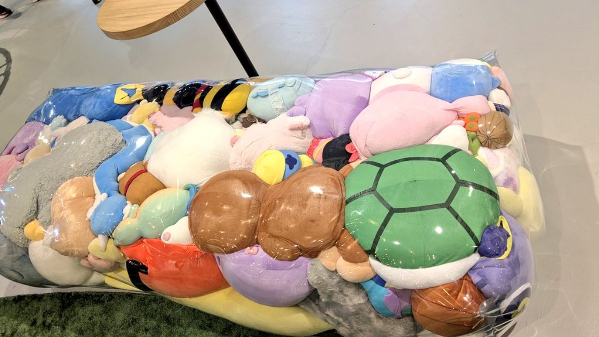 【万博】“ぬいぐるみベンチ”展示が波紋を呼ぶ！ポケモンファンの反応とは