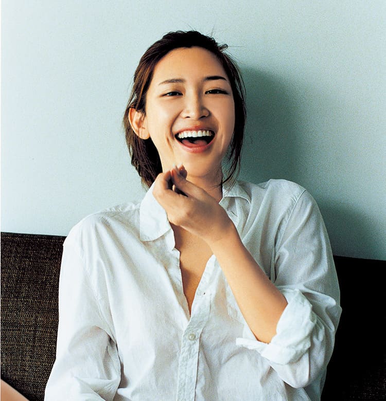 【芸能】紗栄子の新しい前髪スタイルに絶賛の声！可愛さが止まらない