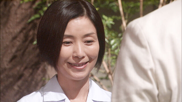 【芸能】手塚理美　宅配便の配達員に苦言　在宅中もインターホンも無くポストに無理やり入れられる