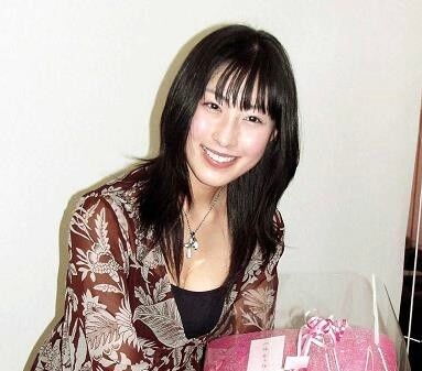 【芸能】人気グラドル佐藤寛子の波乱万丈な人生と子供の父親事情