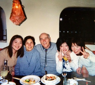 574819_140021626131527_417073110_n