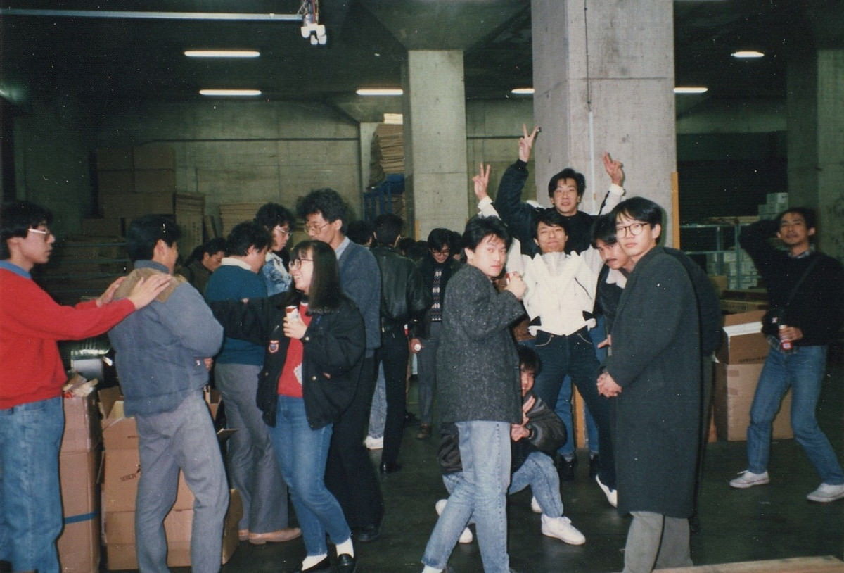 歳とっても若いときの格好してるオッサン