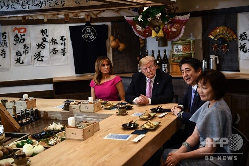 トランプ大統領、居酒屋でイラついてワロタ