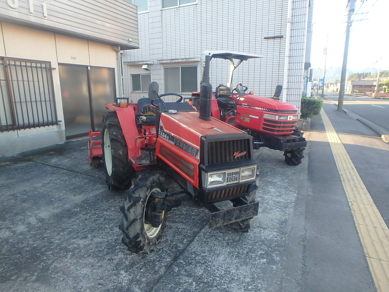 中古トラクター ヤンマー FX24D (NO44292) : 有木機工