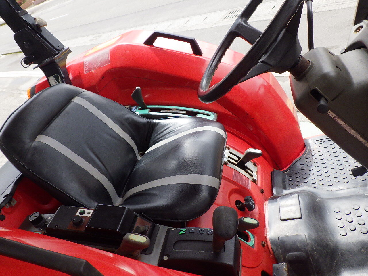鹿児島中古トラクター ヤンマーaf290 29馬力 入庫 有木機工 鹿児島 の中古農機 修理情報 鹿児島中古トラクター ヤンマーaf290 29馬力 入庫 有木機工 鹿児島 の中古農機 修理情報