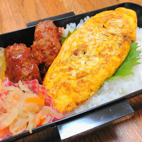 re大きいオムレツ弁当