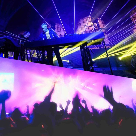 洋楽入門】電子音楽の主要ジャンルを分かりやすく解説！（EDM／テクノ