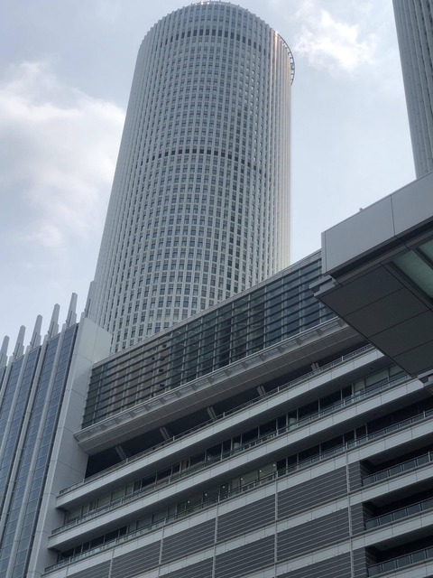 男 ここがレクサス店か 店員 冷やかしかな なんでも速報j