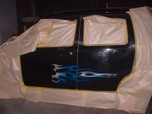 アークレイが相談に乗ります ファイヤーパターン ドアペイント エアブラシペイント カスタムペイント 激安 格安 ａ ｒ ｋ麗 0743 67 3323 カスタム ドレスアップ スワップ ワンオフ 格安 激安 早い きれい 上手い ａ ｒ ｋ 麗0743 67 3323