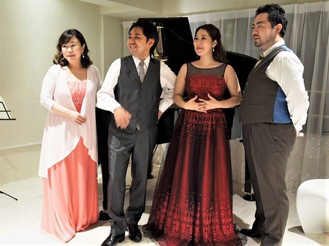 45361709_1949245761791240_1510615181405716480_n