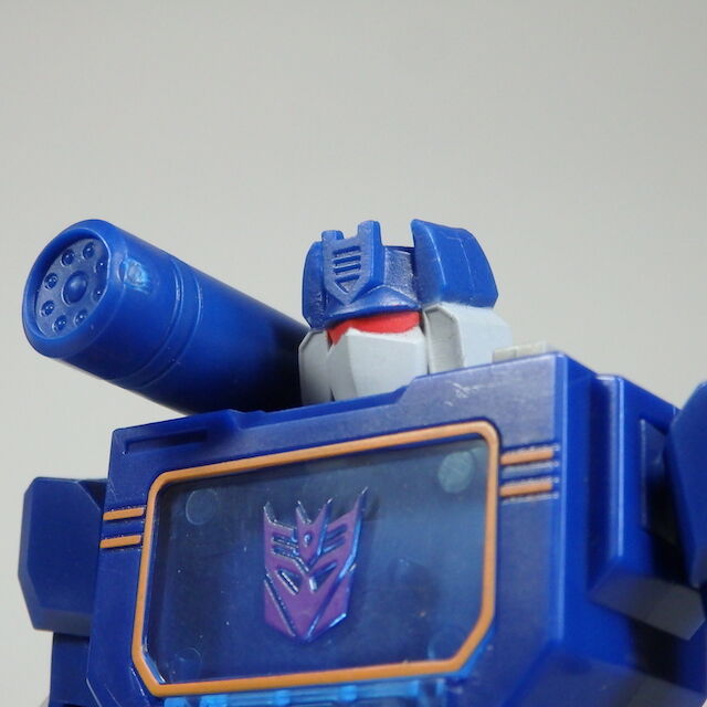 千*郎様 トランスフォーマー ジェネレーションズ サウンドウエーブ