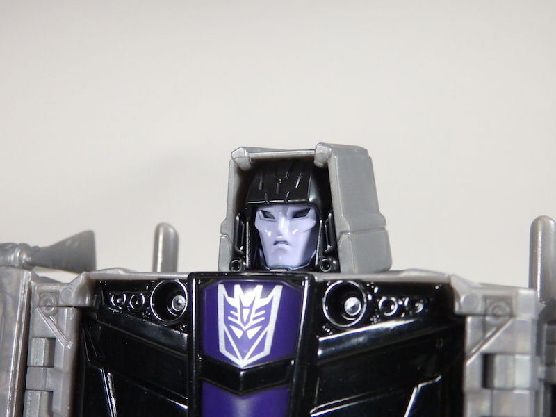 トランスフォーマー　コンバイナーウォーズ モーターマスター Amazon.co.jp: トランスフォーマー ジェネレーションズ