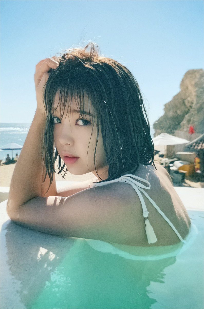 写真 集 ニコル 藤田
