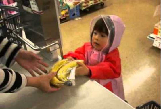 涙腺崩壊 これください 薬局にひとりで やってきた８歳の女の子 薬剤師 ごめんね そんなものは売ってないの 買いに来たものを 知って涙が止まらない デイリーネタまとめ