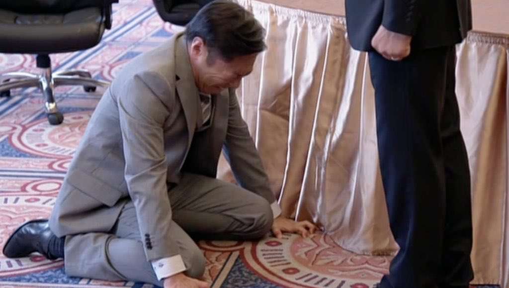 秘話 半沢直樹 香川照之 衝撃の土下座 Wwwww アート天国japan 秘話 半沢直樹 香川照之 衝撃の土下座 Wwwww アート天国japan