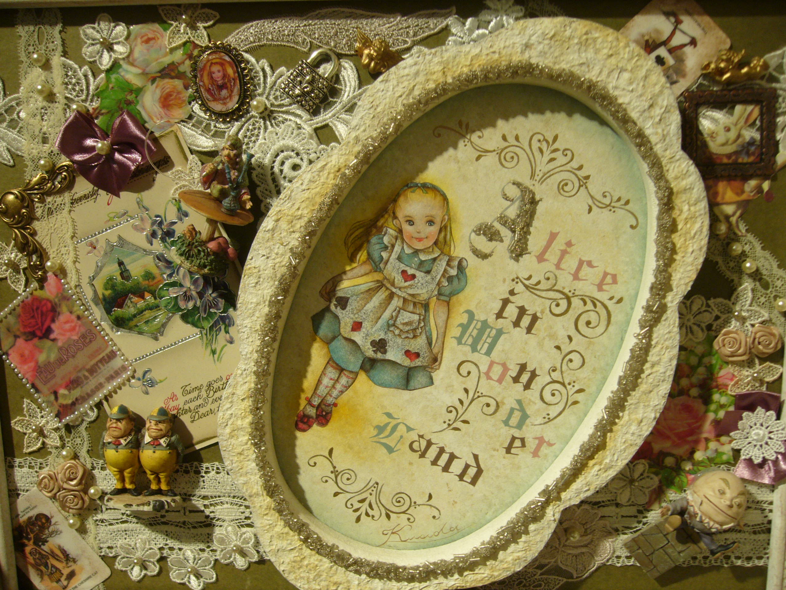 アリスの世界にやって来ました☆ : **アートブックショップのブログへ