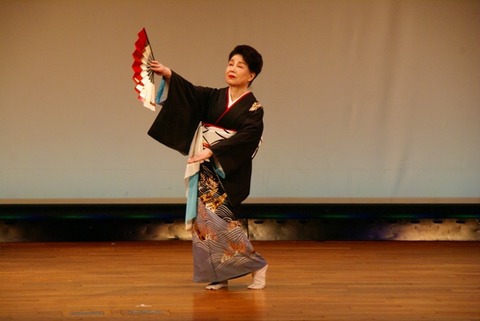 DSC05338新舞踊